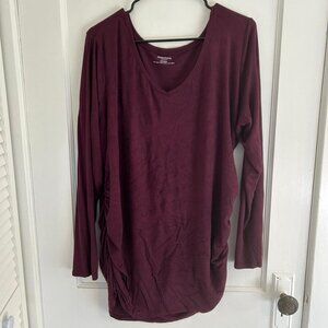 Motherhood Maternity Side Ruched Long Sleeve V-Neck Maternity Tee, Plum, 2X
